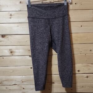 Peleton Capri Leggings Size Small